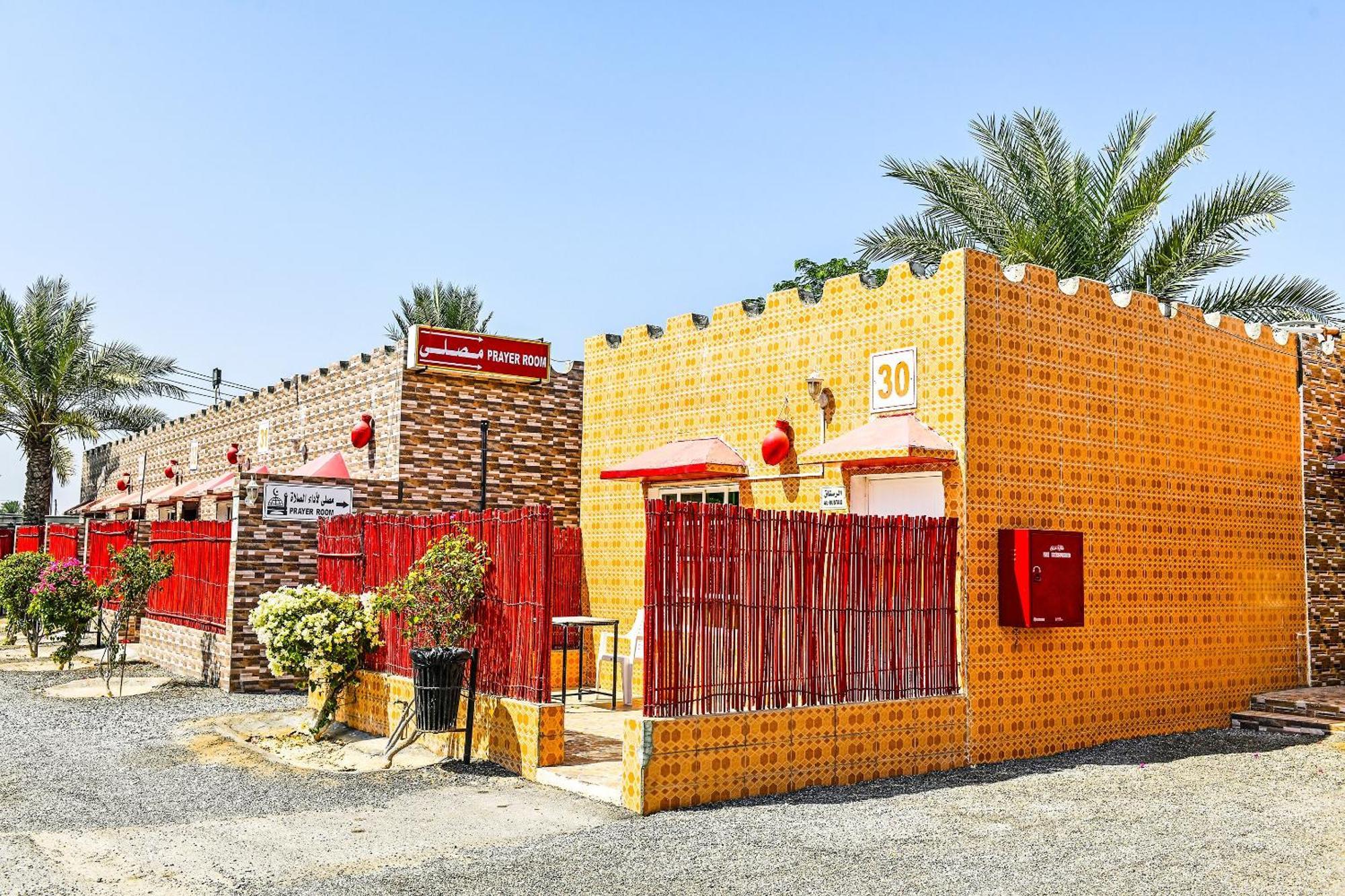 Oyo 138 Gulf Sand Motel Barka Kültér fotó