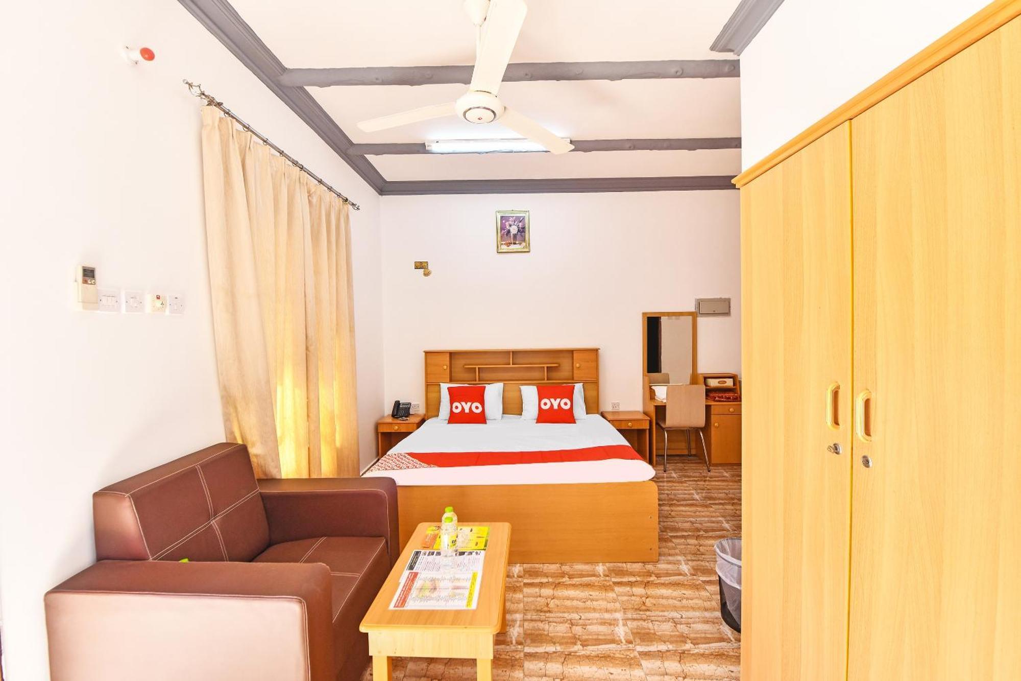 Oyo 138 Gulf Sand Motel Barka Kültér fotó