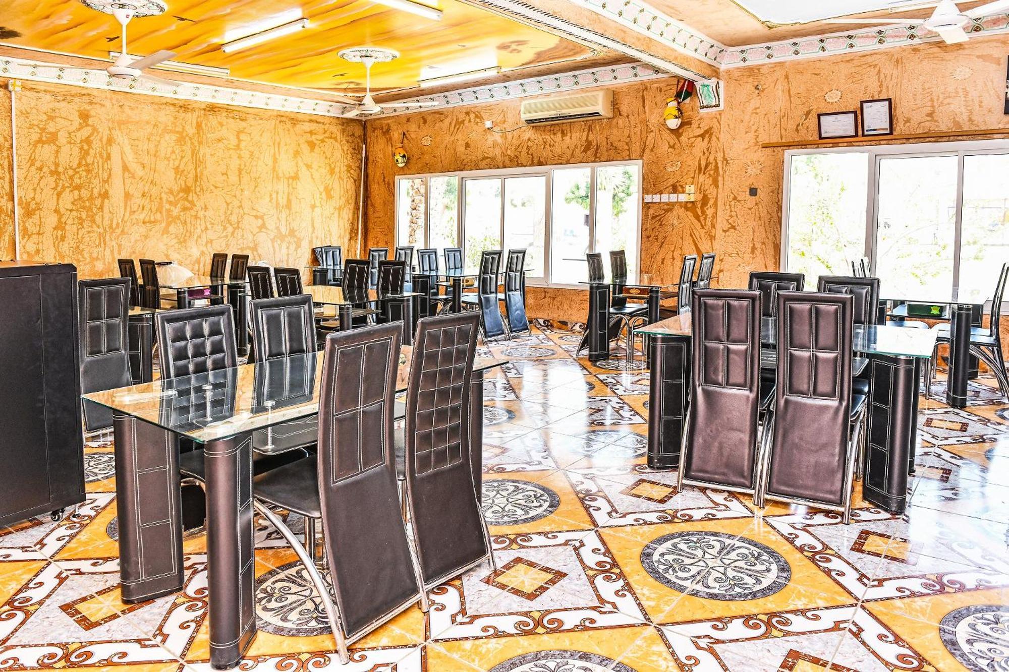Oyo 138 Gulf Sand Motel Barka Kültér fotó