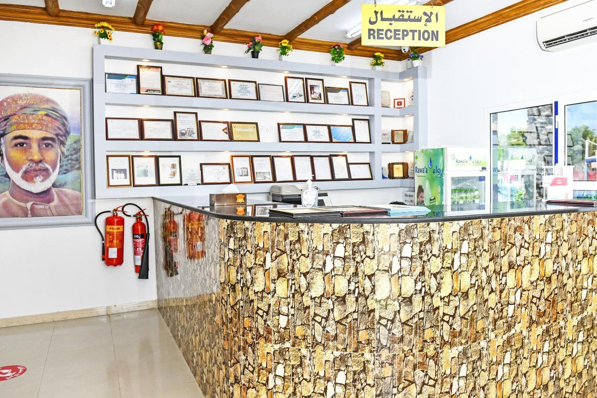 Oyo 138 Gulf Sand Motel Barka Kültér fotó